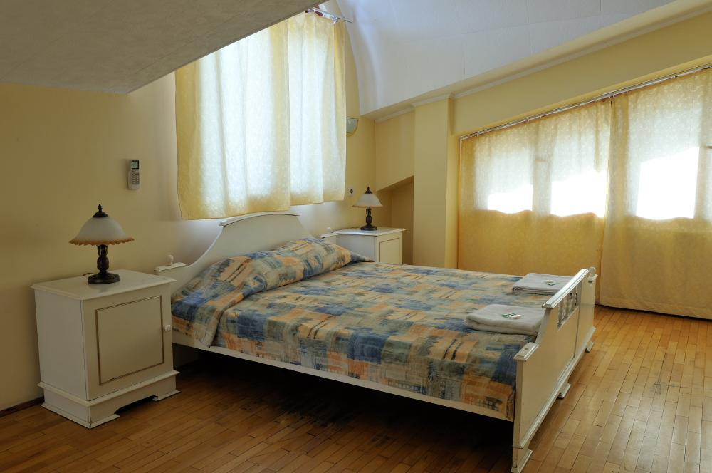 Family Hotel Prolet Choumen Extérieur photo